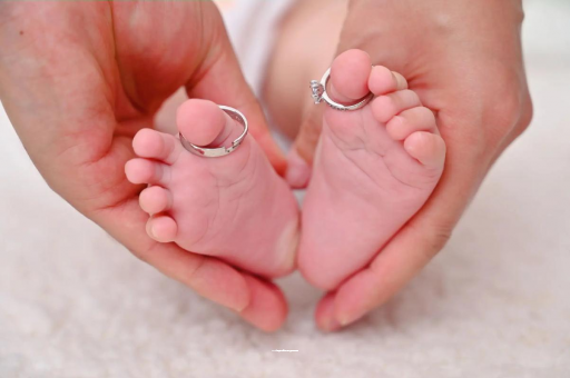 郑州怎样给宝宝喂奶